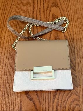 Ivanka Trump Beige and White Two-Tone Crossbody with Gold Chain (KS)
